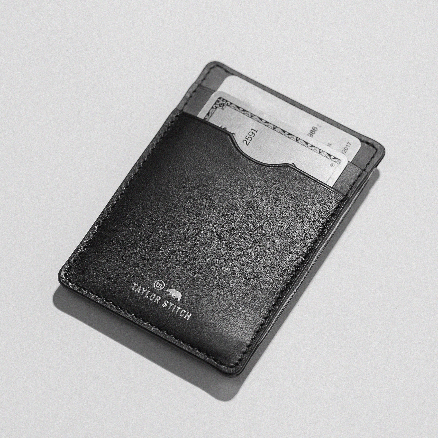 The Minimalist Wallet in Graphite - Image 2